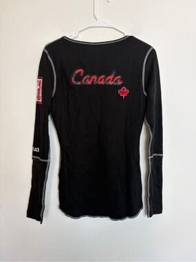 NWOT Alp n Rock Canada Dark Gray Henley Long Sleeve
